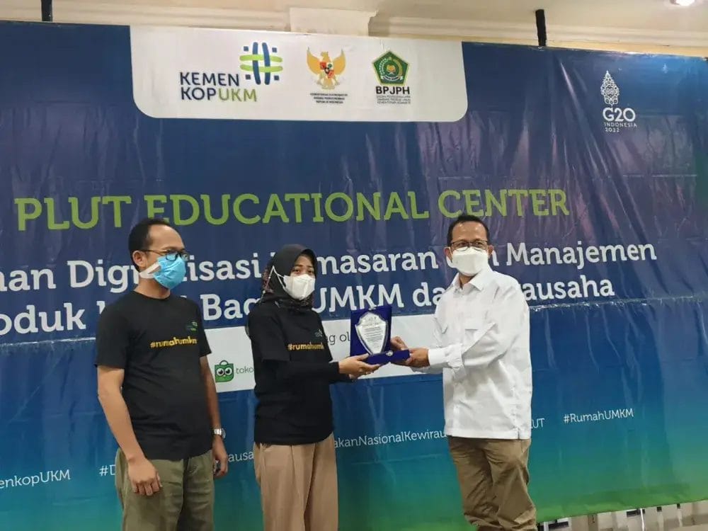 Kolaborasi Multipihak, PLUT Sulsel Tuan Rumah Pelatihan Manajemen Produk Halal dan Digitalisasi Pemasaran