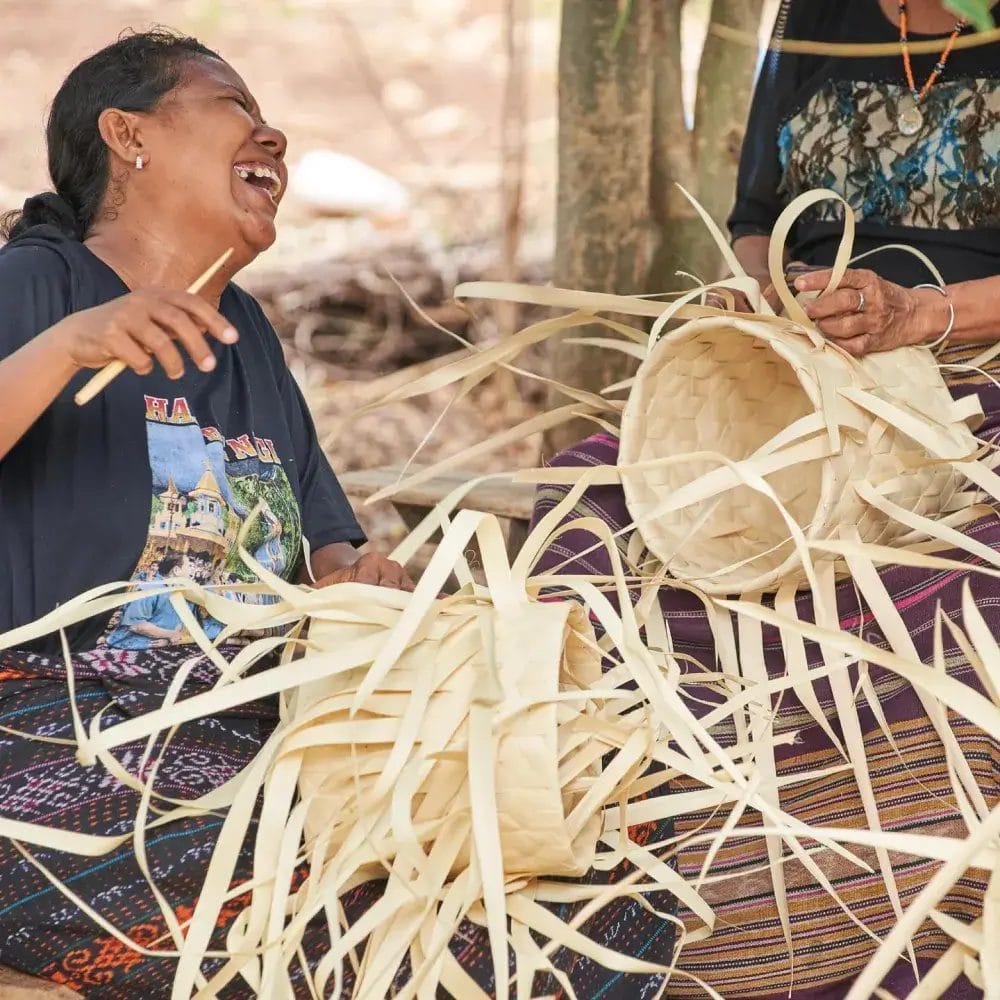 Du Anyam, Produk Mendunia Dari Para Ibu Penganyam Di Flores