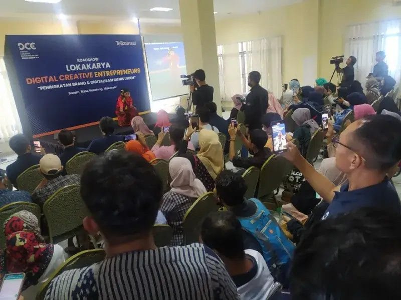 PLUT Sulsel Tuan Rumah Roadshow DCE 2.0 Telkomsel