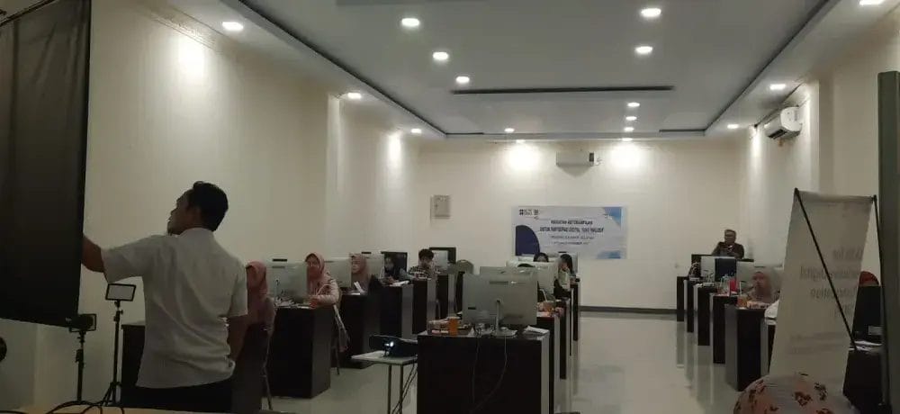 Milineal Makassar Dibekali Keterampilan Digital