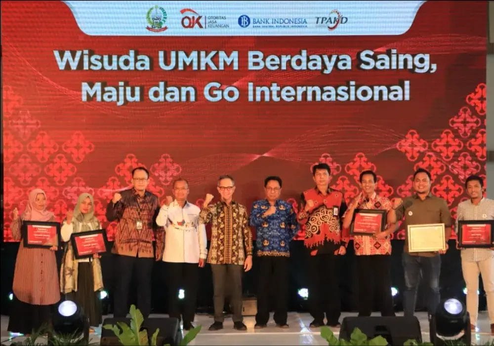 OJK Sulampua Gelar Wisuda UMKM Baji’na dan TPAKD Award 2022