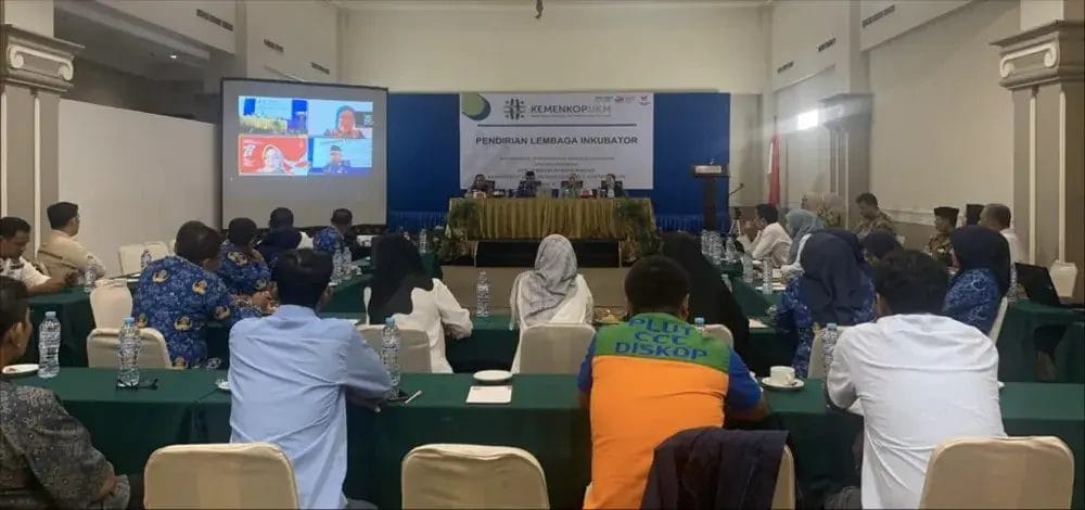 KemenKop UKM Fasilitasi Pendirian Lembaga Inkubator Di Sulawesi Selatan