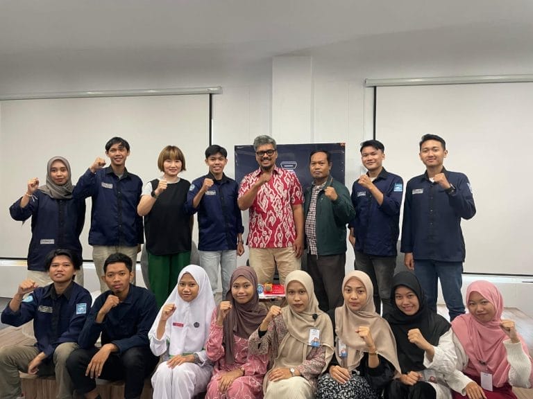 UKM BAHASA UNISMUH MAKASSAR BELAJAR WIRAUSAHA DI PLUT SULSEL